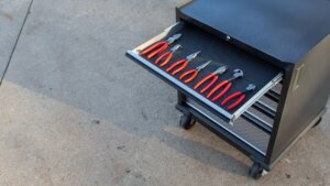 werkstatt unterschrank fahrbar metall