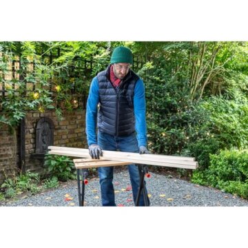 BLACK+DECKER tragbare Werkbank für Werkstatt - Sägebock Werkbank klappbar als Werkstatteinrichtung (freistehend, Abmessung der Arbeitsplatte: 610x250 mm, max. Tragkraft: 160 kg) WM301 - 24