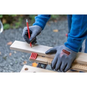 BLACK+DECKER tragbare Werkbank für Werkstatt - Sägebock Werkbank klappbar als Werkstatteinrichtung (freistehend, Abmessung der Arbeitsplatte: 610x250 mm, max. Tragkraft: 160 kg) WM301 - 7