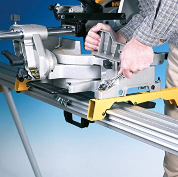 DeWalt Universal-Untergestell/ Sägen-Untergestell (passend für Paneel-, Kapp- und Gehrungssägen, leichte Aluminiumkonstruktion, einfacher Transport, Teleskop-Auszug, Klappanschlag) DE7023, DEWALT DE7023-XJ - Banco de trabajo de alto rendimiento para Ingletadoras - 7