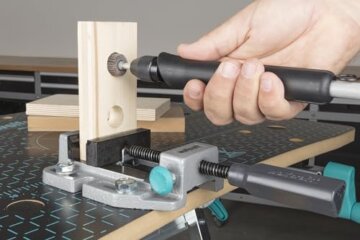 wolfcraft Maschinenschraubstock - 3423000 - mit Schnellverstellung; 200 kg Spannkraft - 80 mm Spannweite - 80 mm Stahlbacke mit horizontalen V-Nuten zum Spannen von Rundmaterial - Stahl-Trapezspindel - 6